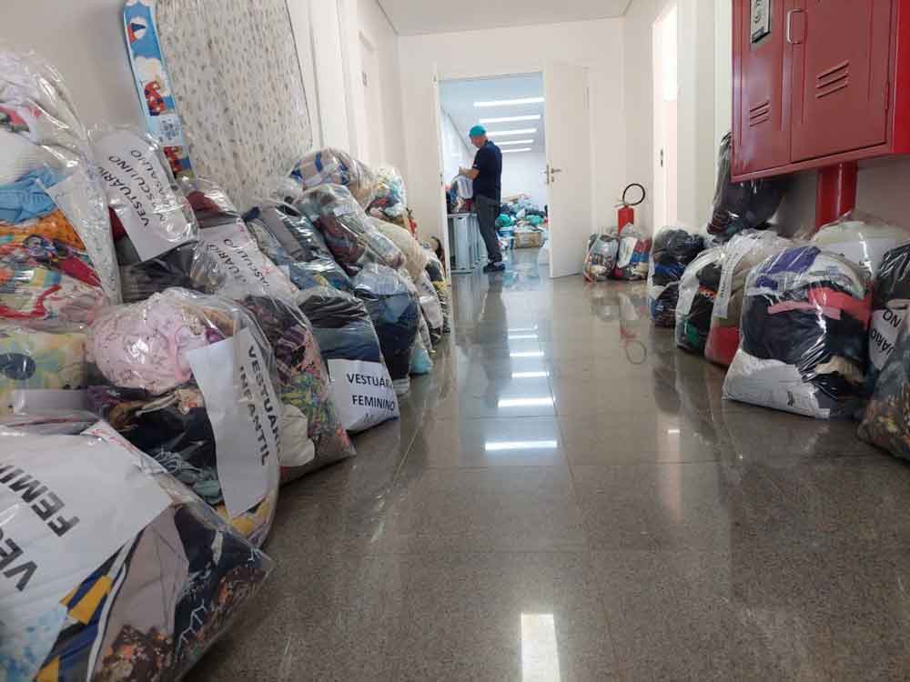 Seis toneladas de doações foram recolhidas pelo Metrô-DF em prol das vítimas do RS