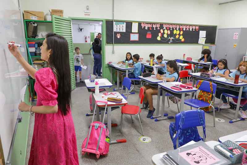 GDF autoriza a nomeação de servidores para a rede pública de educação