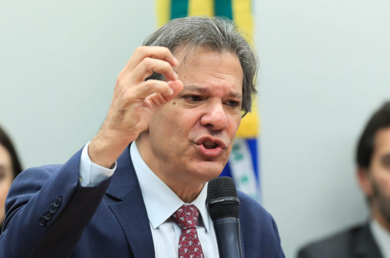 Presidente de comissão do Senado crítica MP que muda regras do PIS/Cofins, e colegiado convida Haddad a se explicar