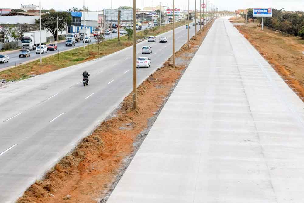 Mais de R$ 400 milhões em concretagem de vias e corredores de ônibus no DF