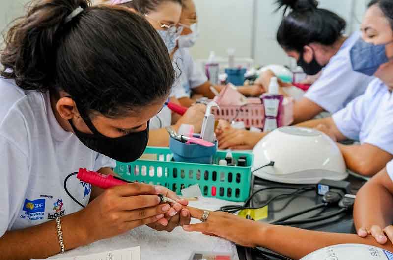 Estão abertas inscrições para cursos de capacitação profissional para mulheres