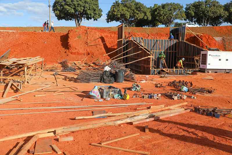 Obras de construção do Sistema de Abastecimento de Água Norte