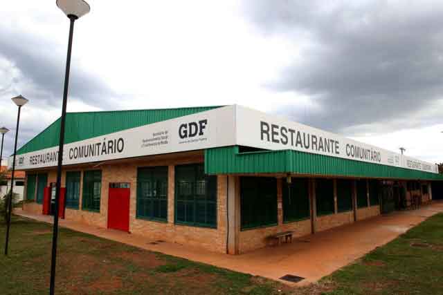 Restaurante Comunitário do Itapoã oferece três refeições diárias 