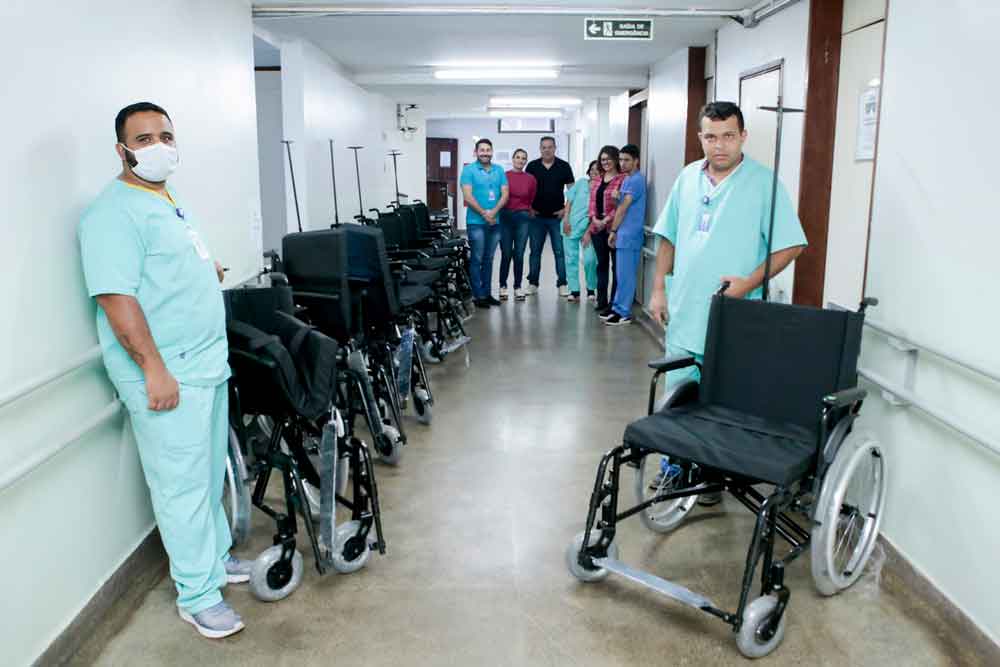 Hospital de Base do DF recebe novas cadeiras de rodas