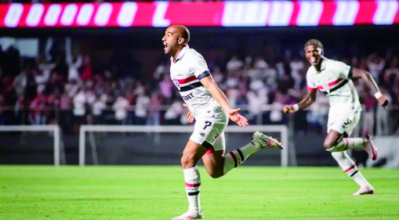 São Paulo derrota o Grêmio, entra no G4 e deixa rival em situação delicada na competição