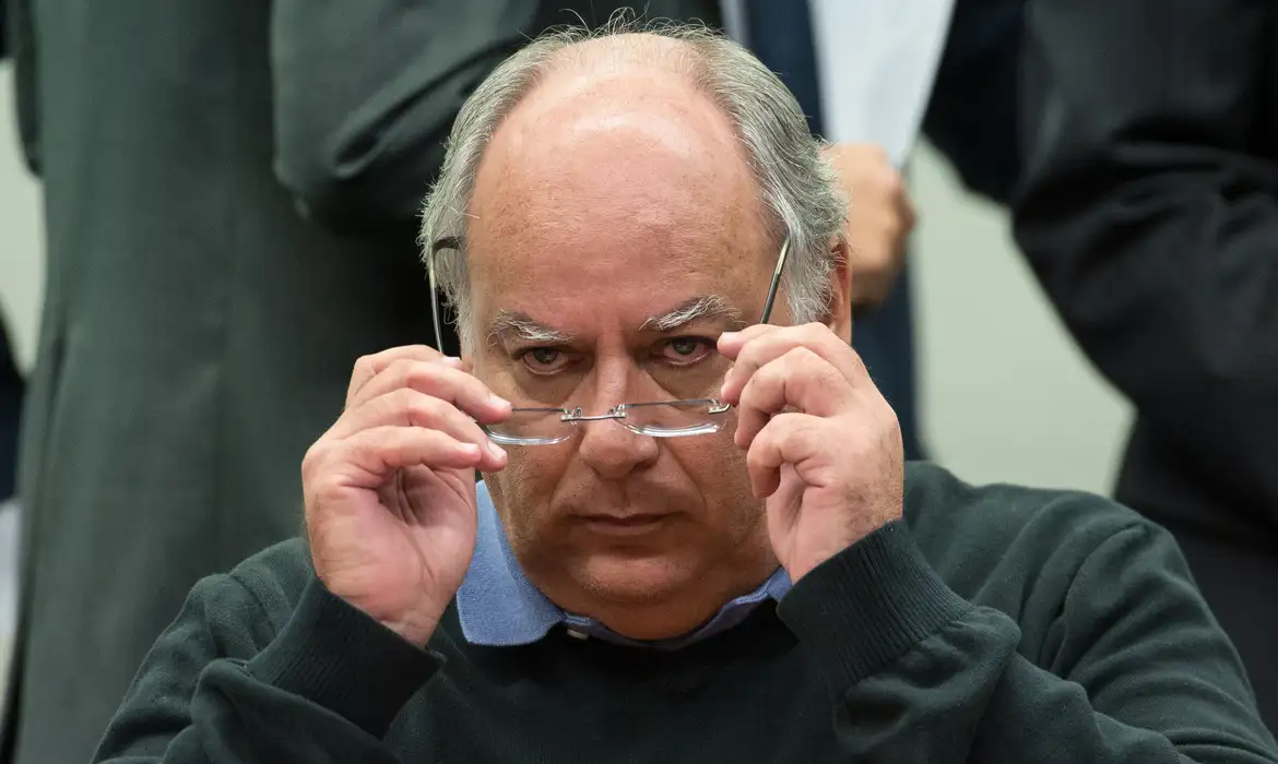 Justiça pede prisão de Renato Duque, ex-diretor da Petrobras condenado a 98 anos