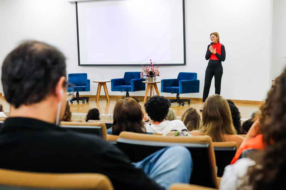 Programa de Formação e Capacitação vai aprimorar o atendimento a mulheres no DF