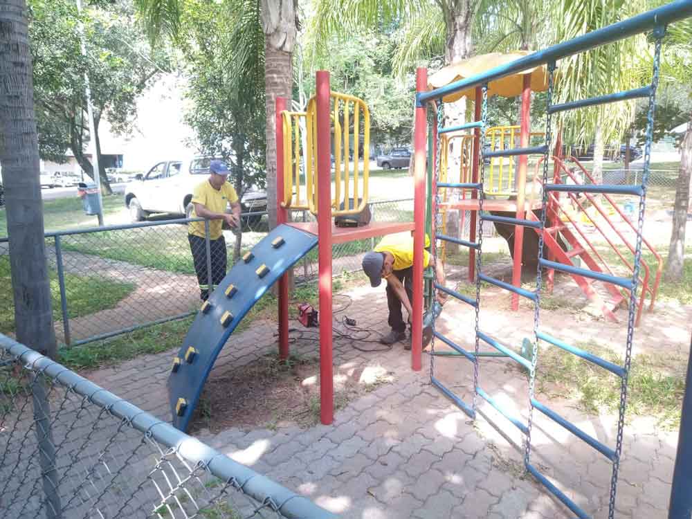 Mais de 60 parques infantis do Plano Piloto estão sendo recuperados