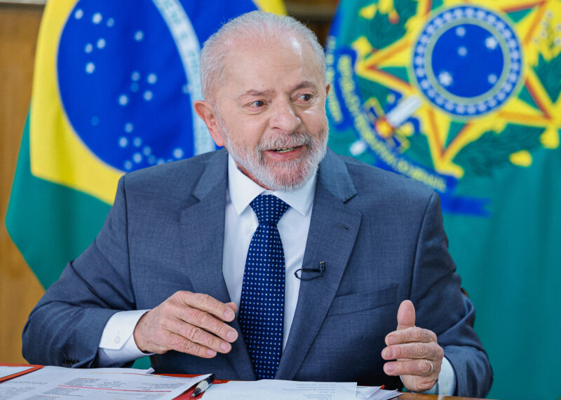 Lula sofrer acidente doméstico