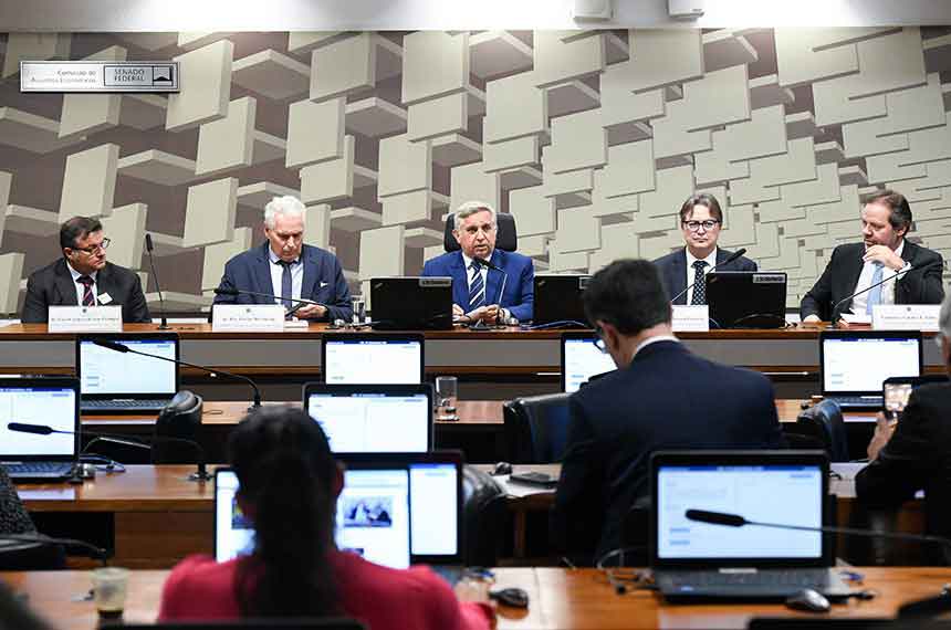 Especialistas dizem que reforma eleva carga tributária na construção civil e imóveis