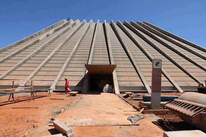 Obras no Teatro Nacional entram na fase de acabamento