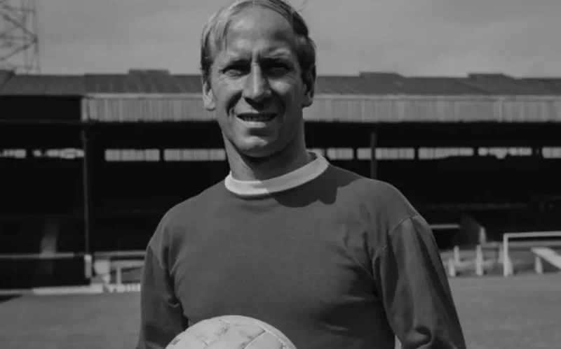 Bobby Charlton: quem foi inglês que deu origem a apelido de Endrick e entenda como surgiu