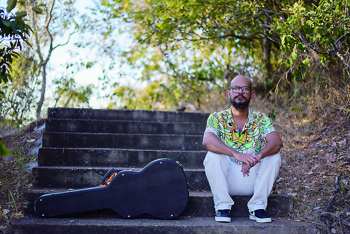 As paisagens sonoras de Leandro Morais em seu terceiro álbum