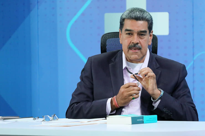 ‘Todo o meu respeito pela decisão’, diz Maduro sobre o exílio do opositor González Urrutia na Espanha