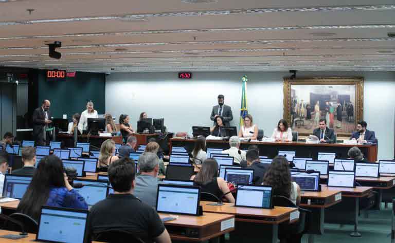 CCJ nega recurso de Brazão e processo vai ao Plenário