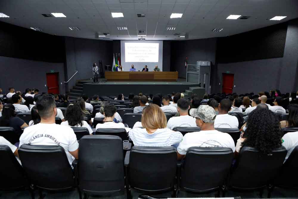 SES-DF: capacitação para agentes de vigilância ambiental no combate ao mosquito da dengue