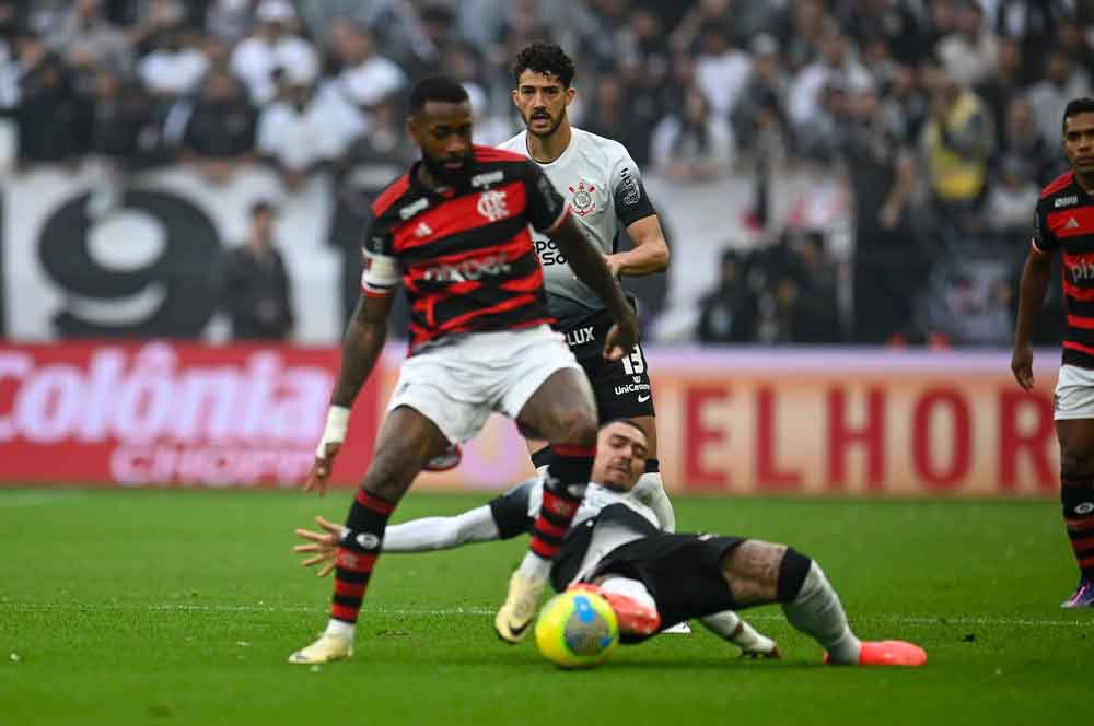 Flamengo segura empate com Corinthians e chega à final da Copa do Brasil