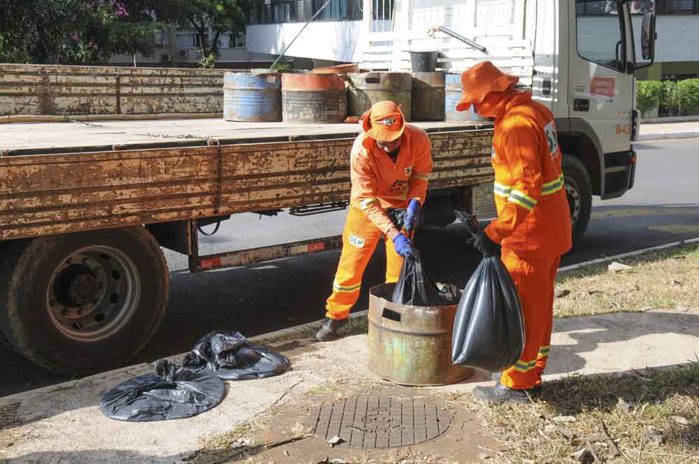 SLU recolhe resíduos de caixa de gordura de cozinha; saiba como solicitar