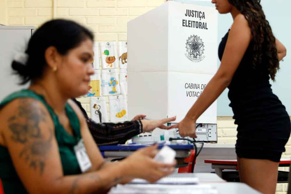 Eleições 2024: eleitores vão ás urnas em 51 cidades neste domingo