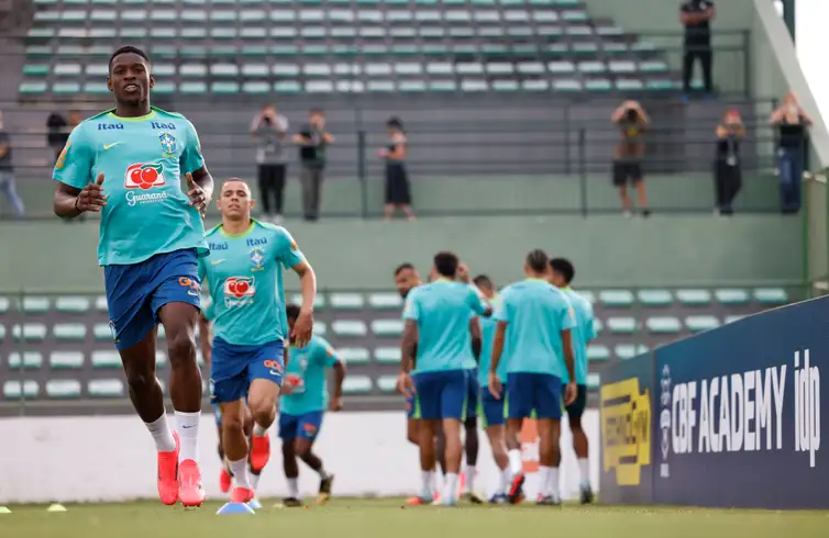 Luiz Henrique, seleção brasileira, atacante, treino Bezerrão - em 13/10/2024