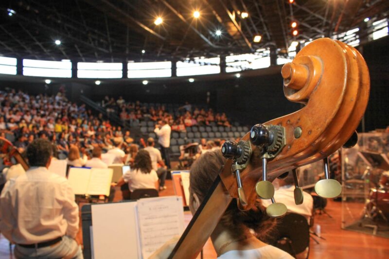 Orquestra Sinfônica do Teatro Nacional celebra aniversário de 45 anos com concerto especial