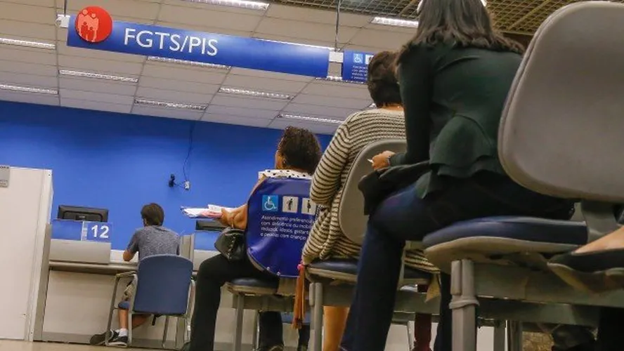 Ministério do Trabalho libera abono salarial do PIS/Pasep para mais de 31 mil trabalhadores