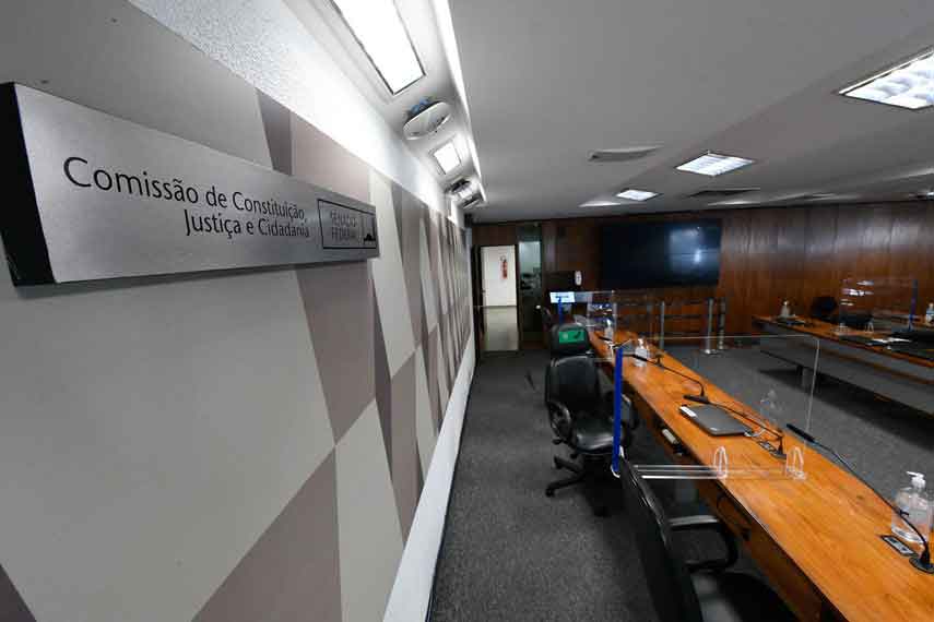 CCJ do Senado adia debate sobre impacto da reforma tributária na infraestrutura