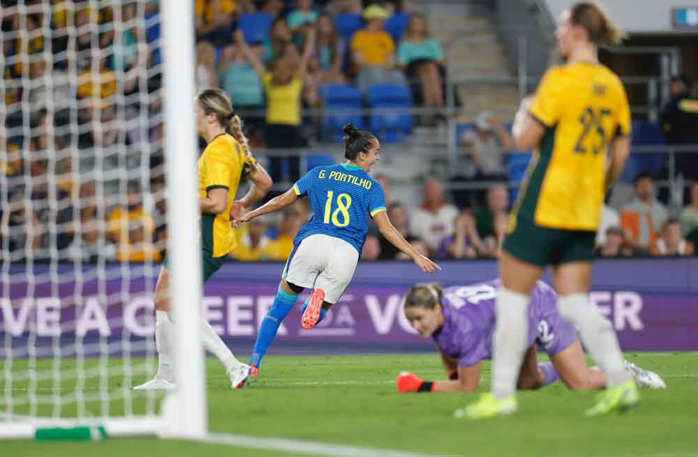 Seleção feminina vence Austrália em último compromisso do ano