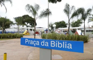 Praça da Bíblia da Candangolândia é reinaugurada