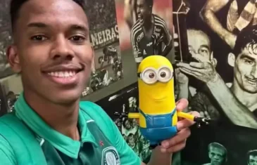 Craque do campeonato, revelação e melhor atacante: Estêvão vive ‘sonho de criança’ no Bola de Prata