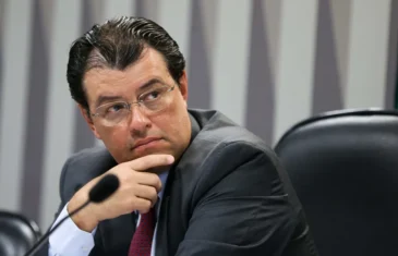 Relator apresenta parecer sobre Reforma Tributária no Senado