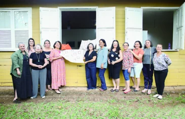 Bordadeiras lançam coleção Origens de Brasília, inspirada na capital federal