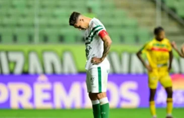 ‘Ficha ainda não caiu’: Ídolo do América e ex-Palmeiras, Moisés se despede do futebol com gol de pênalti