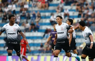 Em busca de 12º título da Copinha, Corinthians bate o Rio Branco