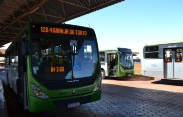 Ibaneis Rocha congela tarifas de ônibus no Distrito Federal até 2026