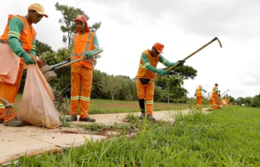 Mutirão de limpeza no Park Way ajuda a eliminar focos do mosquito da dengue