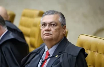 ‘A Justiça segue firme e serena’, diz Flávio Dino, primeiro ministro do STF a se manifestar após explosões