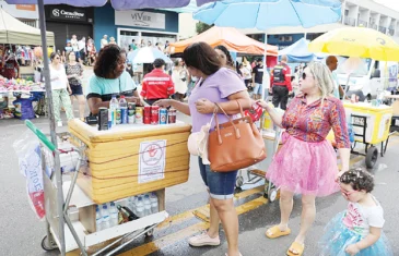 Pré-Carnaval tem 12 vagas de barracas para ambulantes