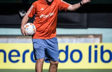 Cruzeiro demite técnico Fernando Diniz