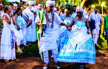 Festa das Águas celebra Iemanjá com um evento à beira do Lago