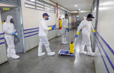 Reforço na borrifação de inseticida em áreas de grande circulação no combate à dengue