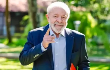 Lula pede ação do consumidor contra a inflação: ‘Se o produto está caro, você não compra’