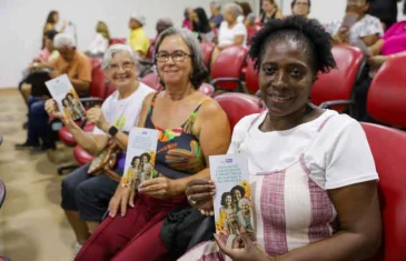 Tecnologia sem barreiras capacita idosos no mundo digital