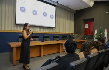 Servidores da Saúde debatem fluxos de acesso a serviços ambulatoriais e hospitalares