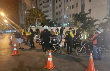 Operação contra excesso de barulho autua 23 motociclistas em Águas Claras