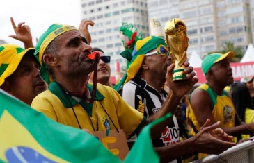 Brasil x Colômbia terá transmissão gratuita na Praça da Bíblia