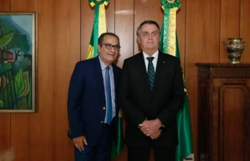 Presidente do Republicanos faz queixa em ligação para Bolsonaro e ouve promessa de apoio em meio a briga com Malafaia