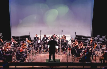 Cia de Cantores Líricos e Orquestra Soncietá apresentam concerto