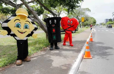 Blitz educativa celebra o Dia Mundial do Trânsito e da Cortesia ao Volante