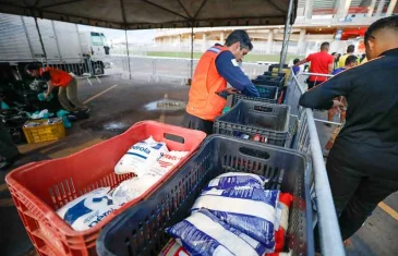 Iniciativa coordenada pelo GDF arrecada e distribui mais de 24 toneladas de alimentos